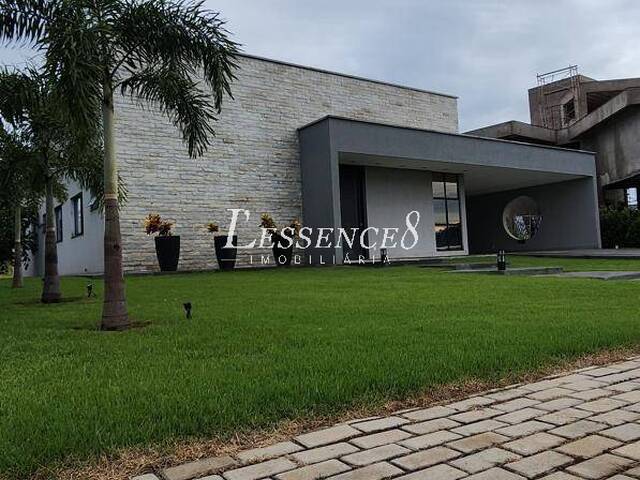 Casa em condomínio para Venda em Hidrolândia - 2