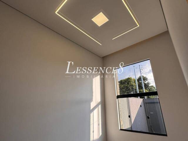 Casa para Venda em Hidrolândia - 5