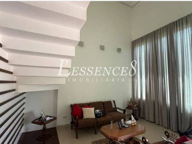 Casa em condomínio para Venda em Goiânia - 2