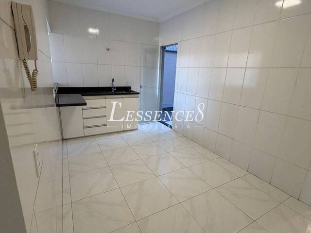 Casa para Venda em Goiânia - 4