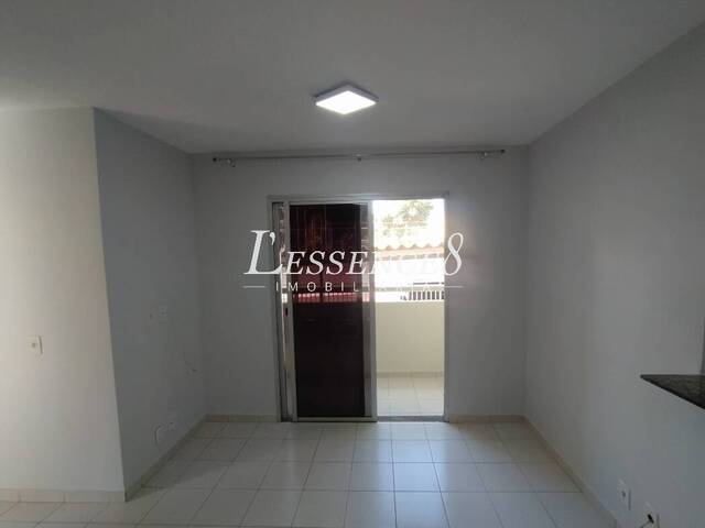 Apartamento para Venda em Aparecida de Goiânia - 3