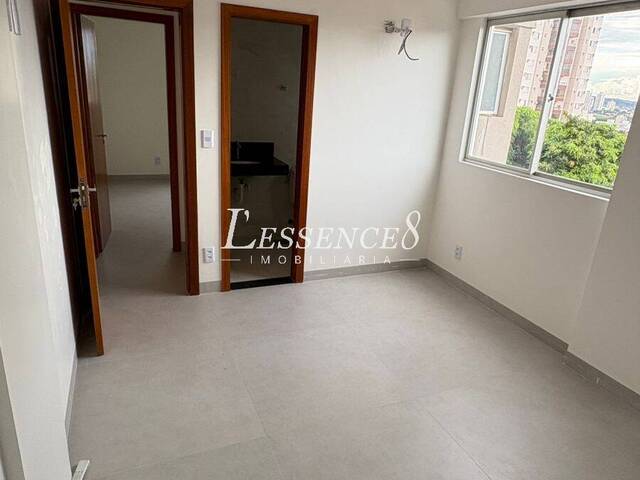 Apartamento para Venda em Goiânia - 4