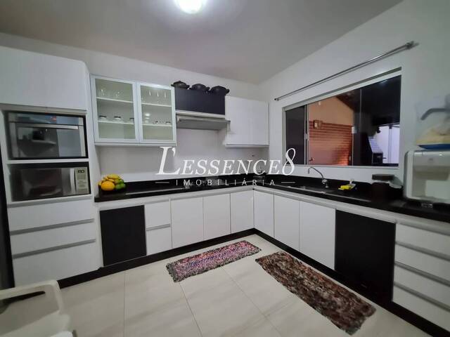 Casa para Venda em Aparecida de Goiânia - 4