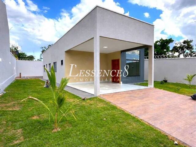 #1807 - Casa para Venda em Aparecida de Goiânia - GO - 1