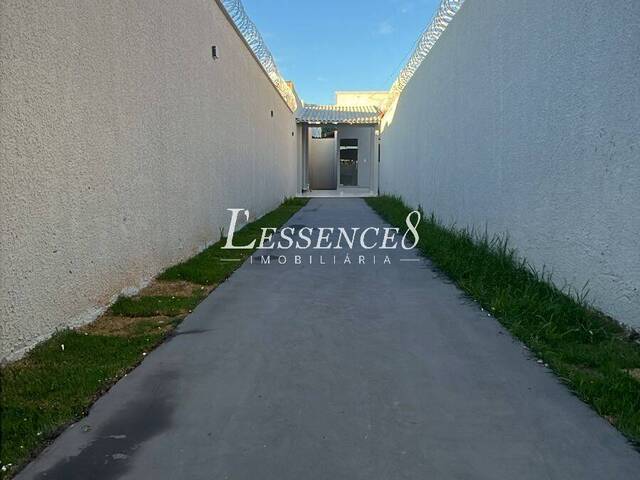 #1812 - Casa para Venda em Senador Canedo - GO - 2