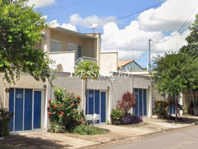 #1834 - Casa para Venda em Goiânia - GO - 2
