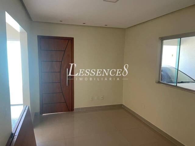Casa para Venda em Goiânia - 3