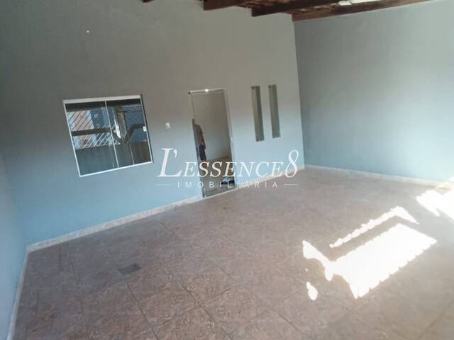 Casa para Venda em Goiânia - 3