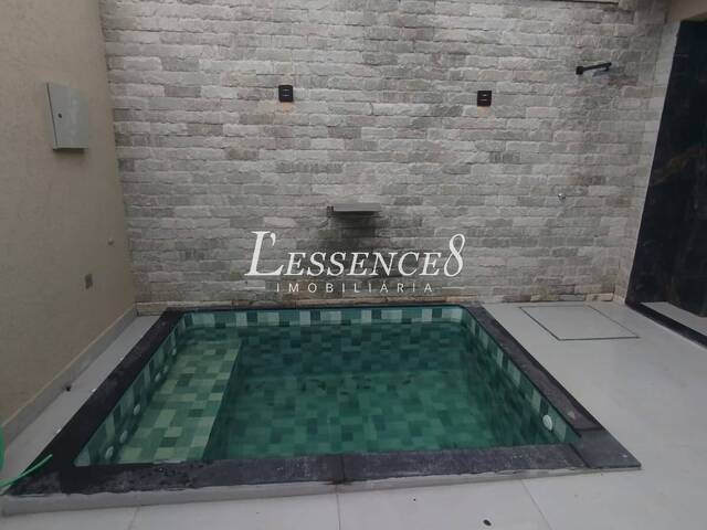Casa para Venda em Goiânia - 3