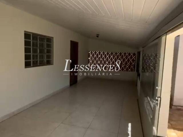 Casa para Venda em Senador Canedo - 3