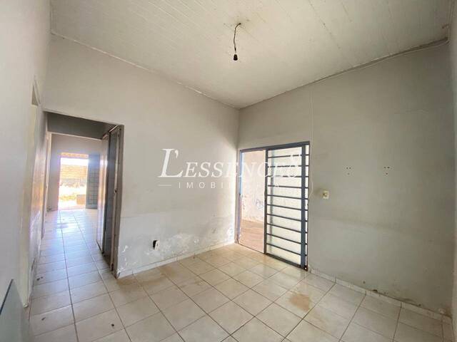 Casa para Venda em Goiânia - 3