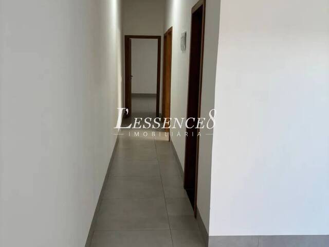 Casa para Venda em Goiânia - 4