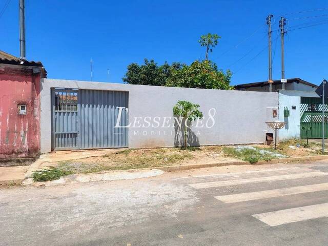 Casa para Venda em Aparecida de Goiânia - 2