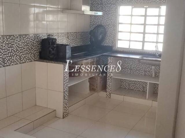 Casa para Venda em Goiânia - 3