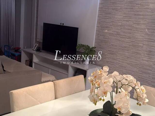 Apartamento para Venda em Aparecida de Goiânia - 2