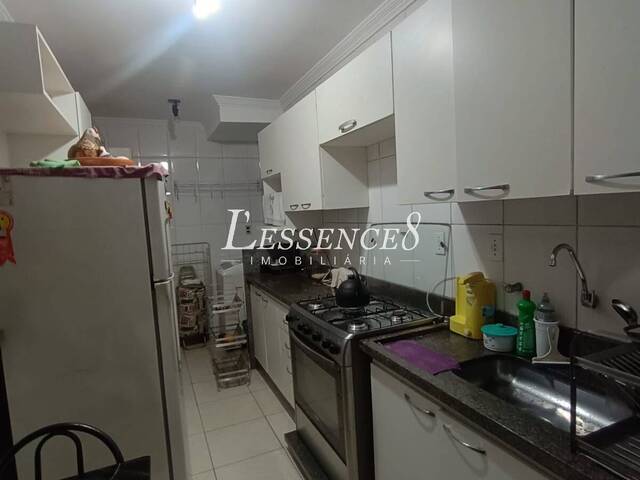Apartamento para Venda em Aparecida de Goiânia - 3