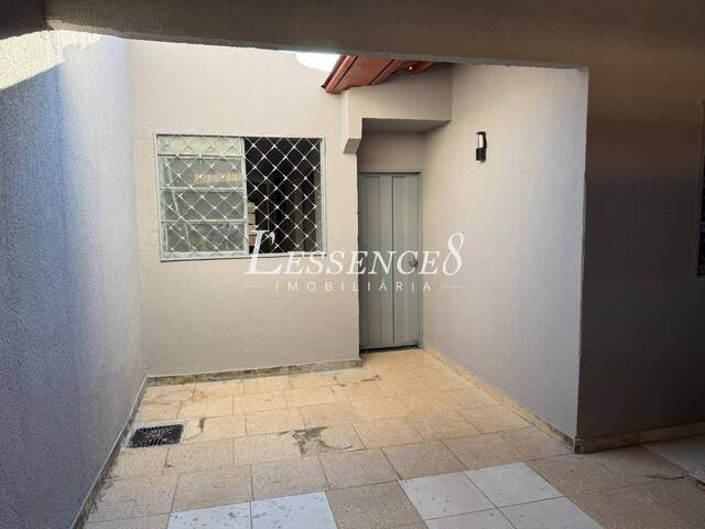 Casa para Venda em Goiânia - 3