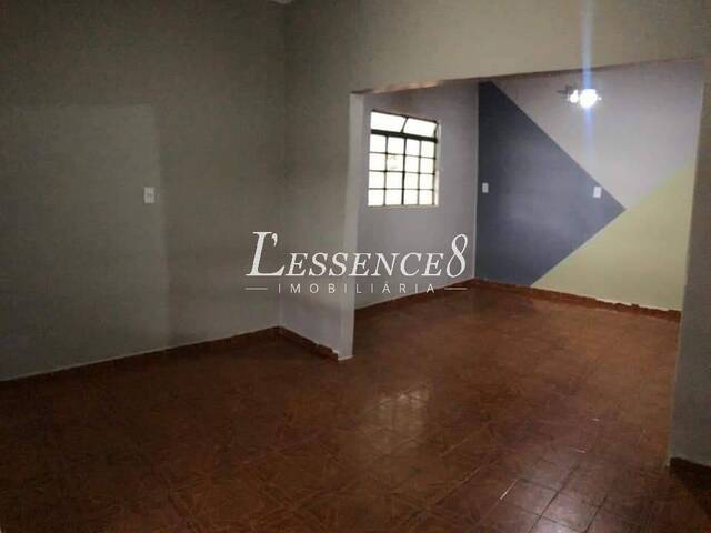 Casa para Venda em Goiânia - 3