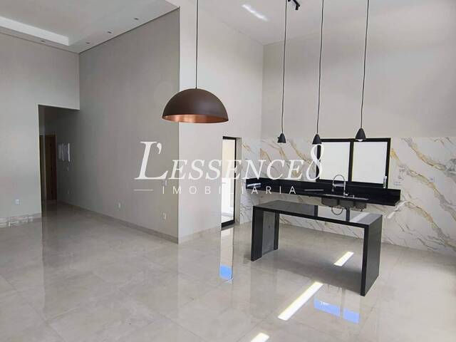 Casa para Venda em Goiânia - 5