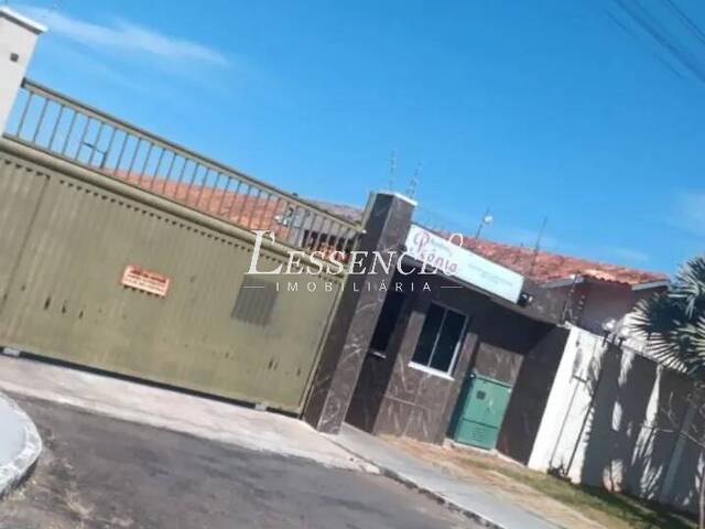 Casa em condomínio para Venda em Goiânia - 2