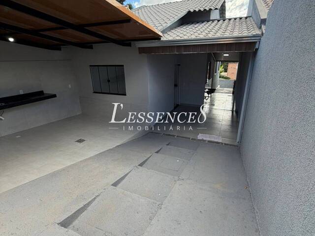 #2061 - Casa para Venda em Senador Canedo - GO